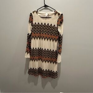Tacera Chevron Knit Dress with Navy and Beige Size Medium